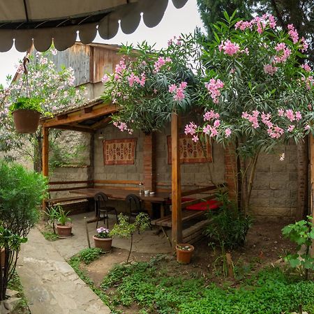 Valeria Hotel Tbilisi ภายนอก รูปภาพ