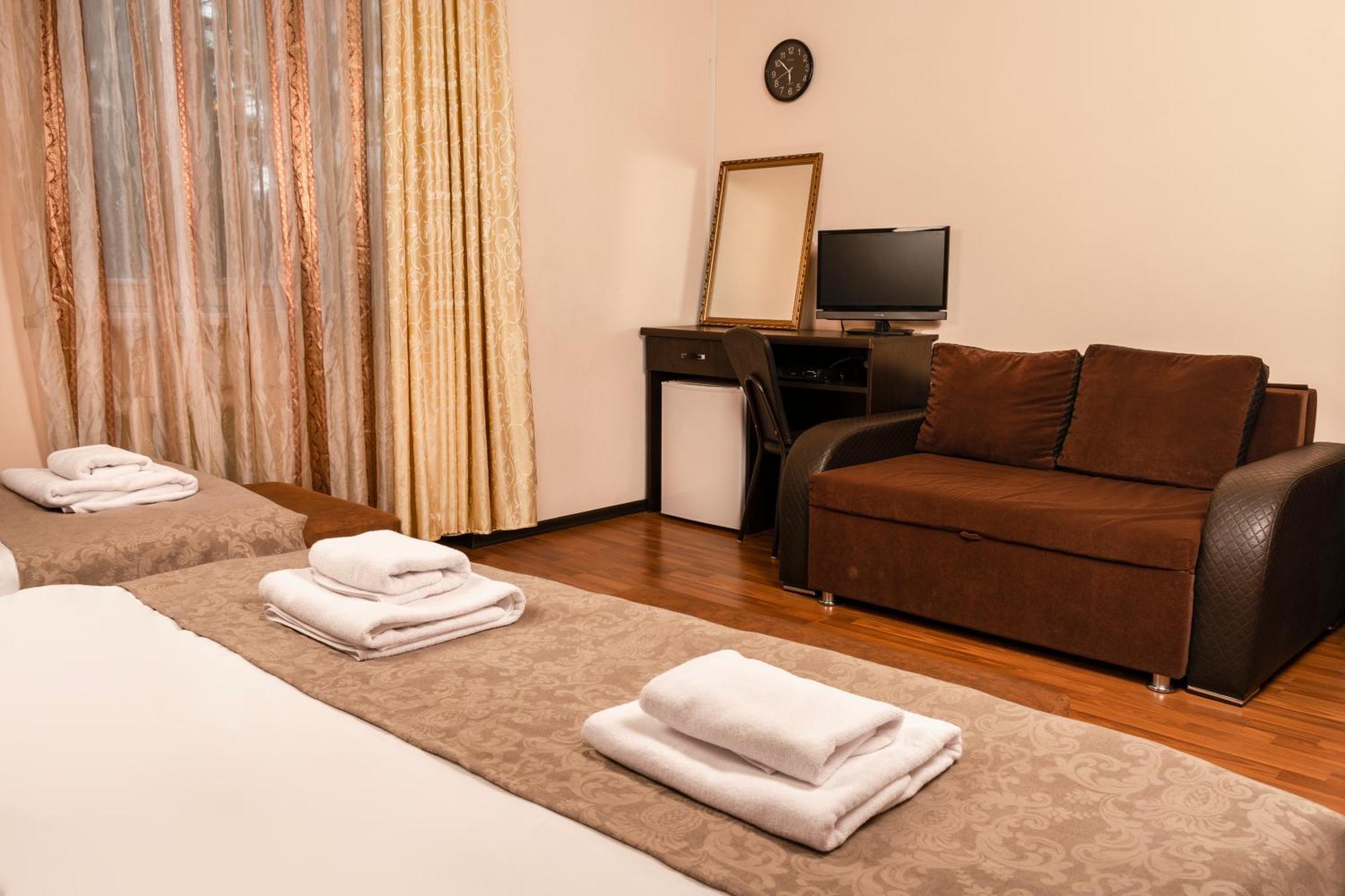Valeria Hotel Tbilisi ภายนอก รูปภาพ