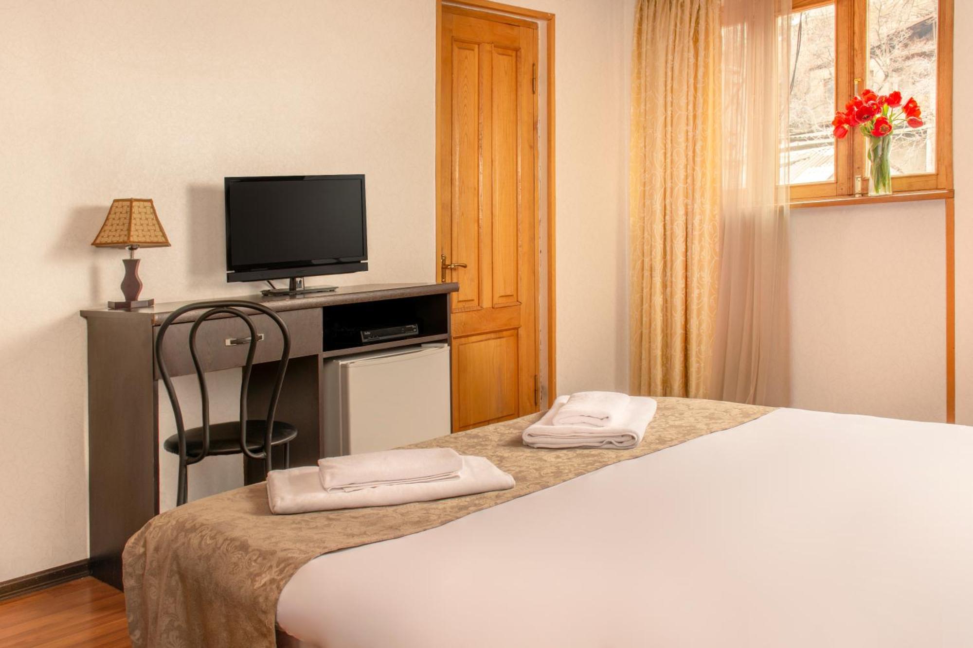 Valeria Hotel Tbilisi ภายนอก รูปภาพ