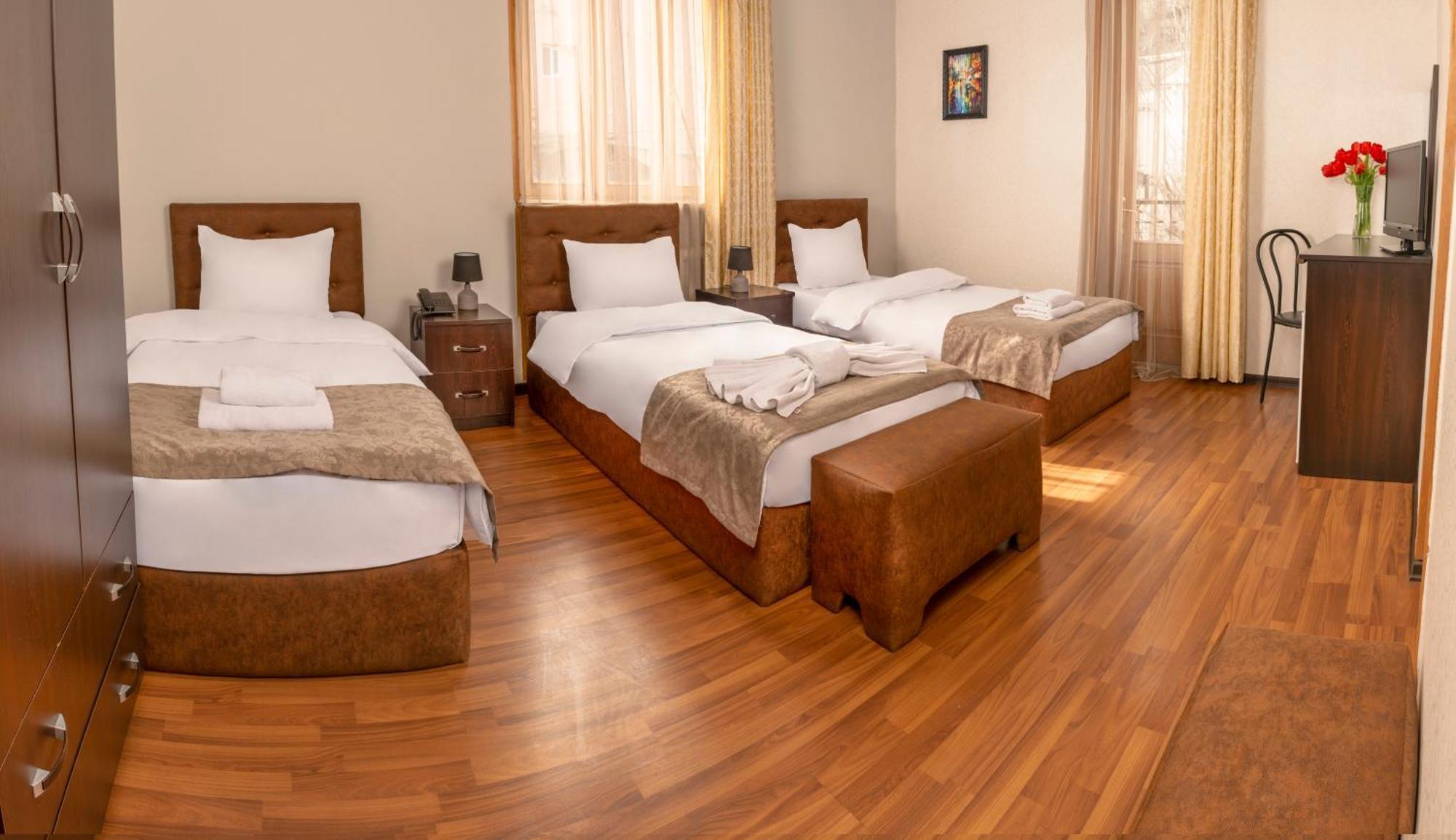 Valeria Hotel Tbilisi ภายนอก รูปภาพ